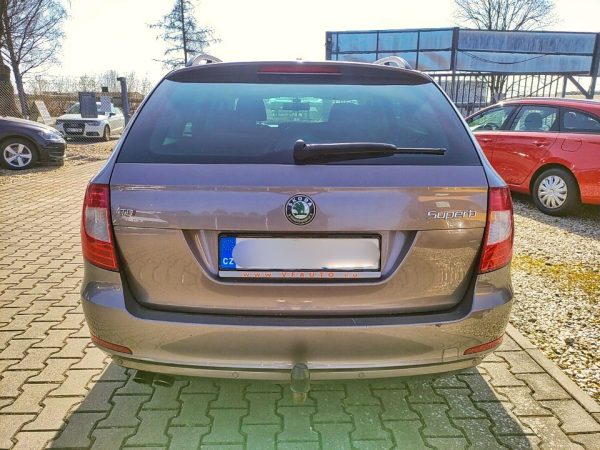 ŠKODA SUPERB 2.0TDi 103KW AMBIENTE ,COMBI, DSG, ALU, ZÁVĚS - Image 6
