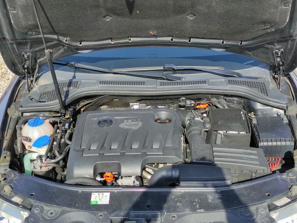ŠKODA SUPERB 2.0TDi 103KW AMBIENTE ,COMBI, DSG, ALU, ZÁVĚS - Image 9