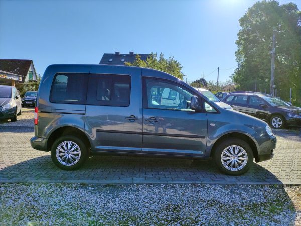 VW CADDY 1.6 MPi 75 KW LIFE, KLIMA, NAVI, PDC, BC, ZÁVĚS - Image 7