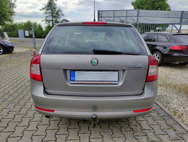 ŠKODA OCTAVIA II 1.6 TDi AMBIENTE, ROZVODY VE 228500 KM, - Image 6